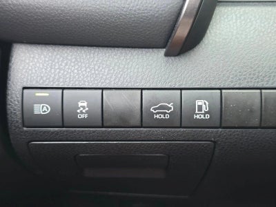 2024 Toyota Camry SE Auto (SE)