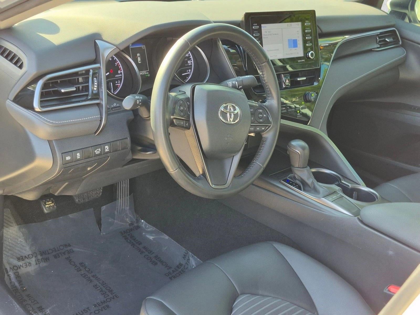 2024 Toyota Camry SE Auto (SE)