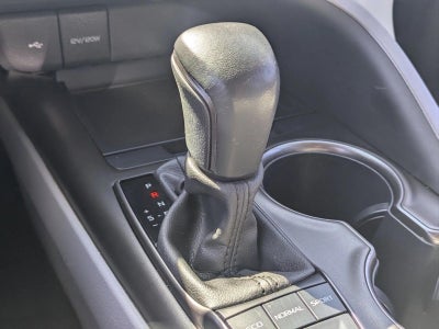 2023 Toyota Camry SE Auto (SE)