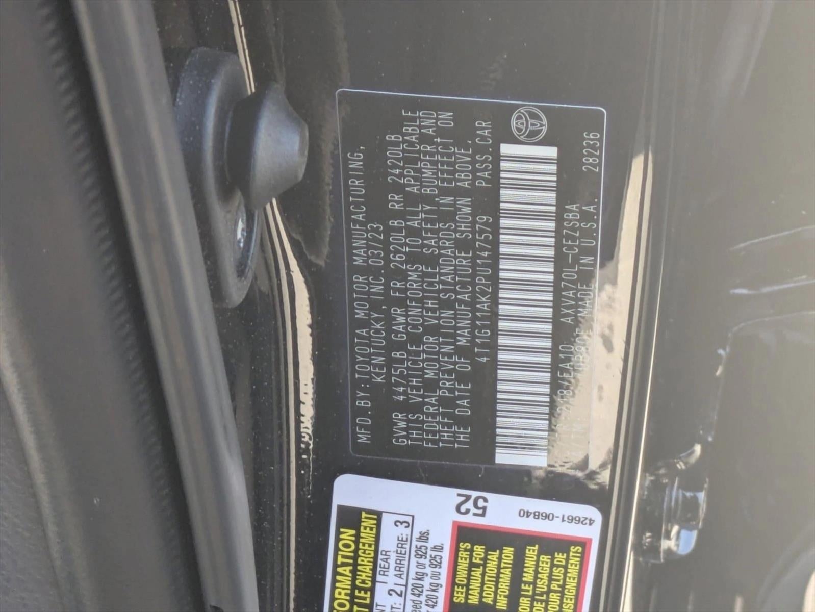 2023 Toyota Camry SE Auto (SE)