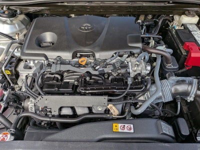 2022 Toyota Camry SE Auto (SE)
