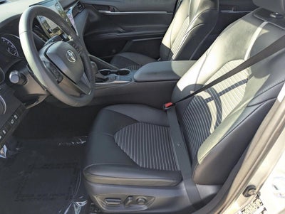 2023 Toyota Camry SE Auto (SE)