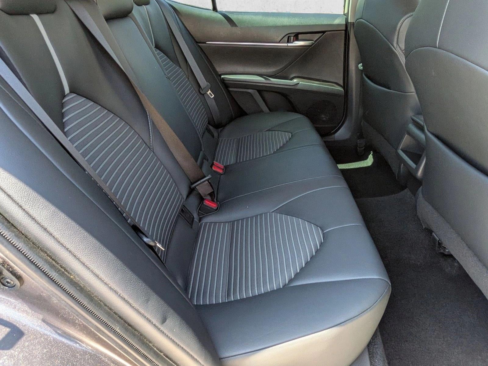 2023 Toyota Camry SE Auto (SE)