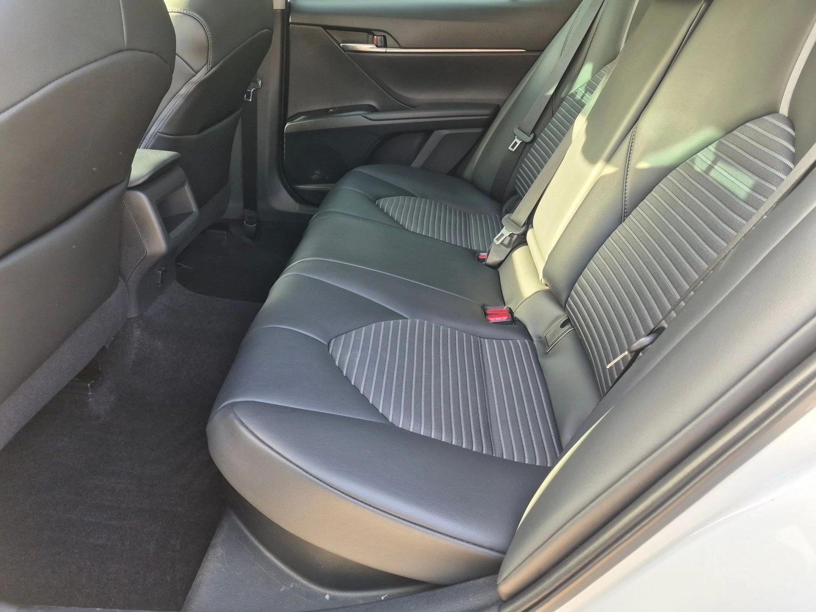 2020 Toyota Camry Hybrid SE CVT (Natl)