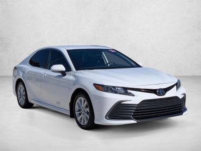2024 Toyota Camry LE Auto (SE)