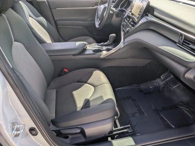 2023 Toyota Camry LE Auto (SE)