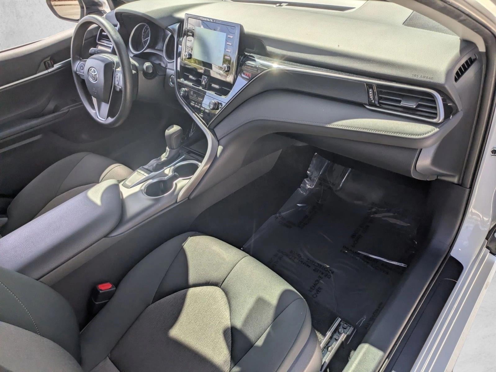 2023 Toyota Camry LE Auto (SE)