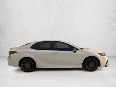2023 Toyota Camry SE Nightshade Auto (Natl)