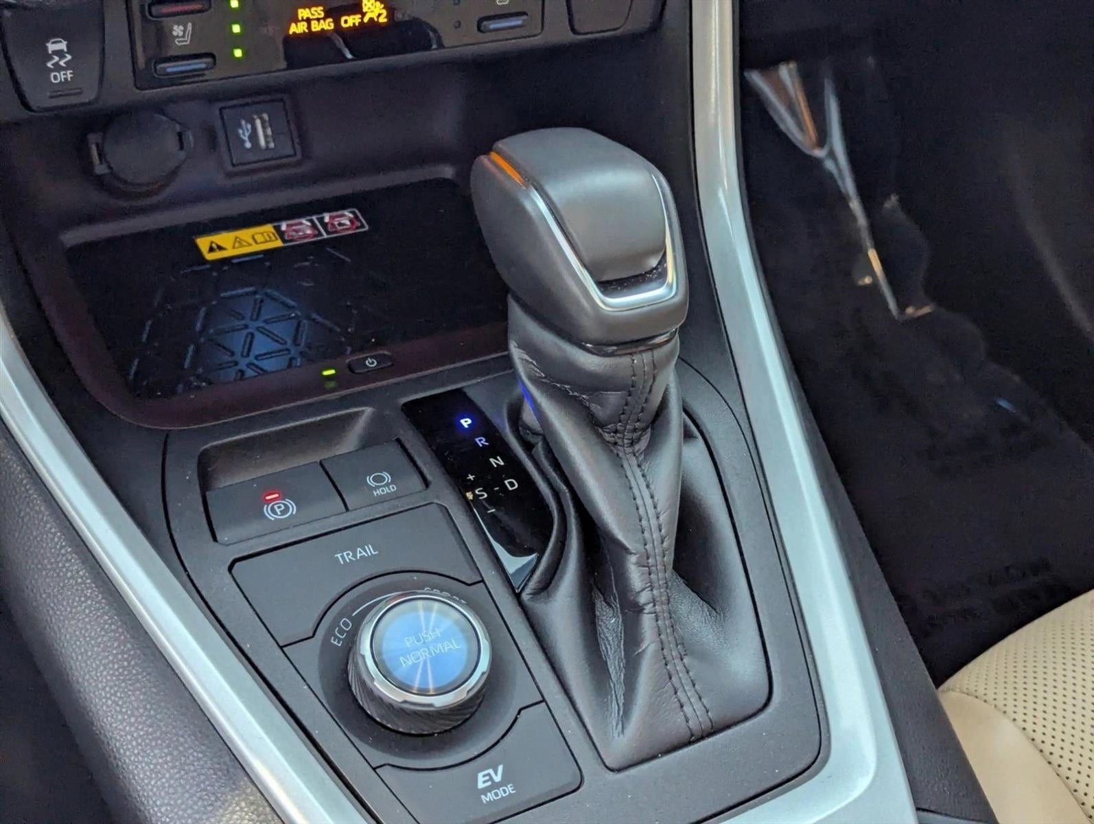 2023 Toyota RAV4 Hybrid Limited AWD (Natl)