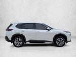 2021 Nissan Rogue FWD SV