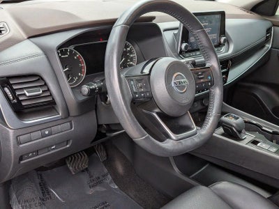 2021 Nissan Rogue FWD SV