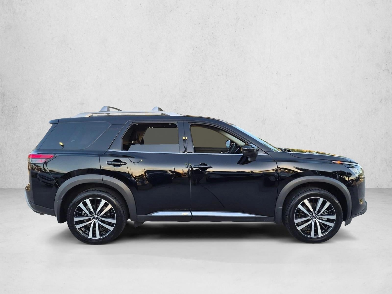 2024 Nissan Pathfinder Platinum 2WD