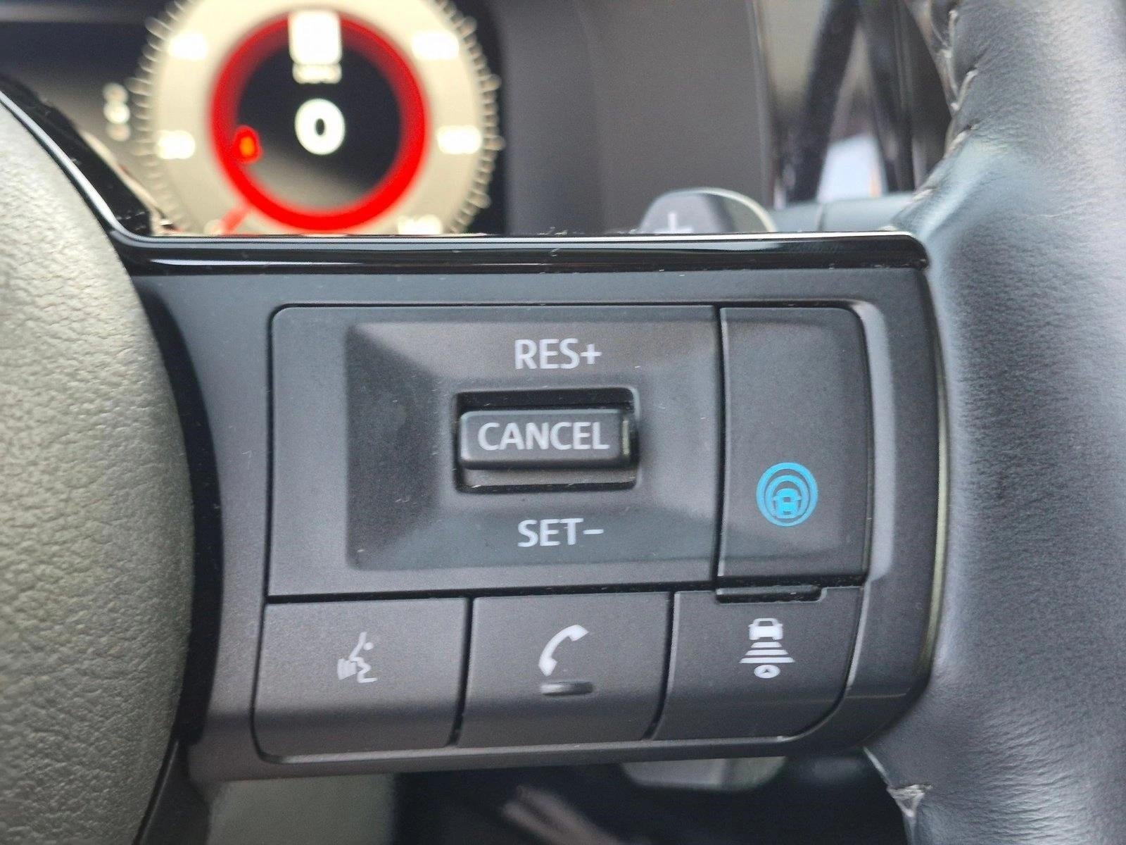 2022 Nissan Pathfinder Platinum 2WD