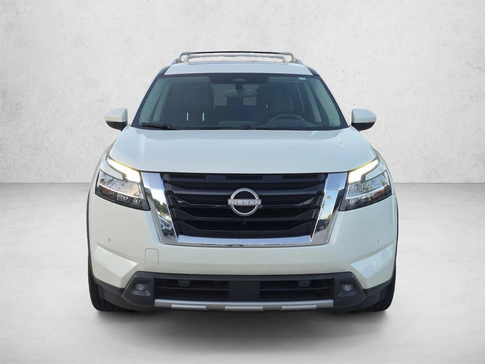 2022 Nissan Pathfinder Platinum 2WD