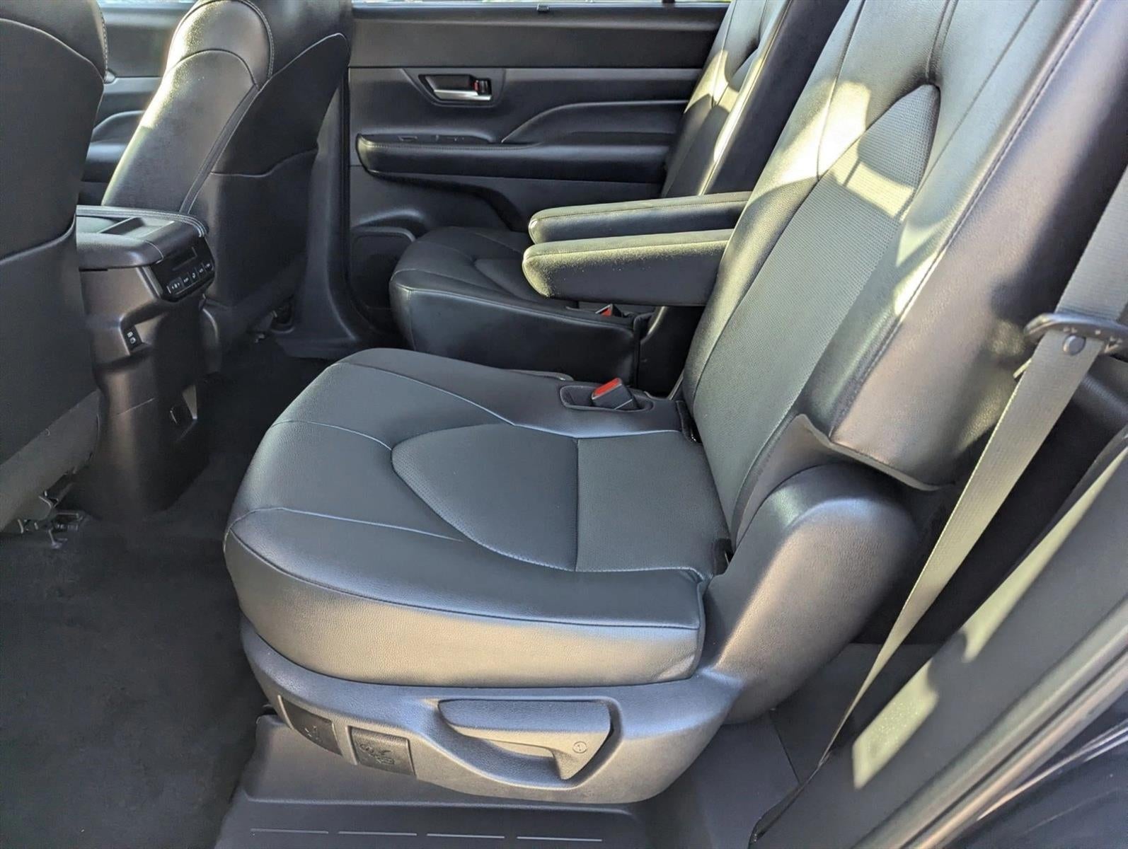 2024 Toyota Grand Highlander XLE FWD (Natl)