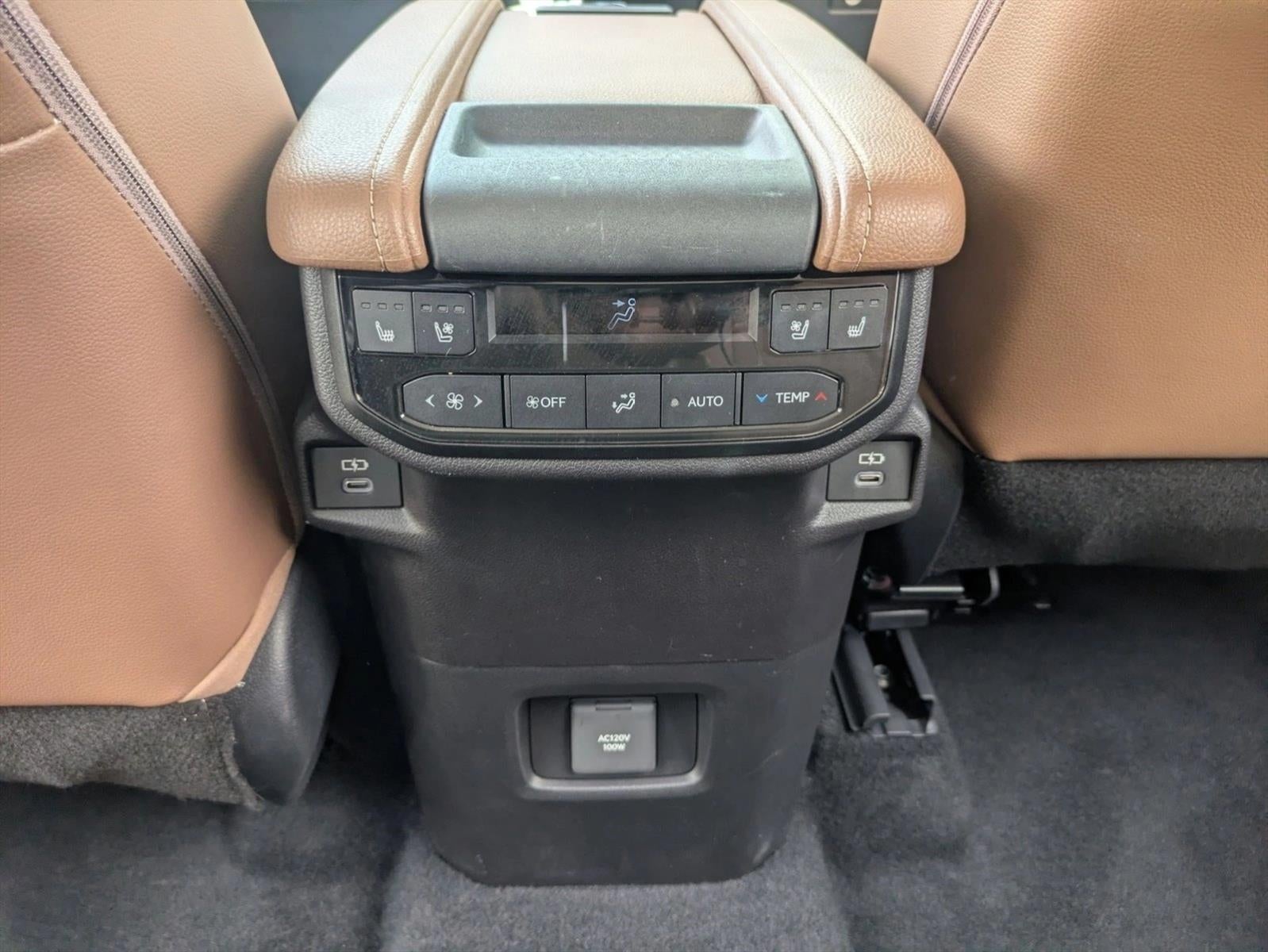 2025 Toyota Grand Highlander Platinum AWD (Natl)