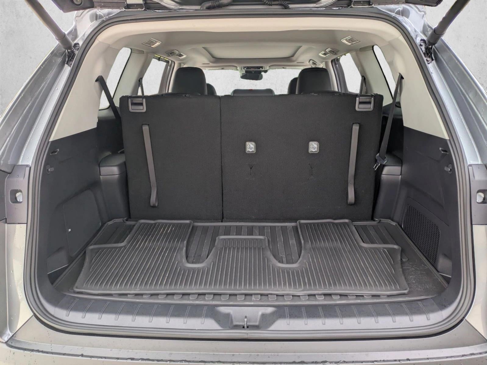 2025 Toyota Grand Highlander Platinum AWD (Natl)