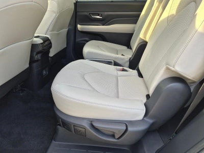2025 Toyota Grand Highlander Limited AWD (Natl)