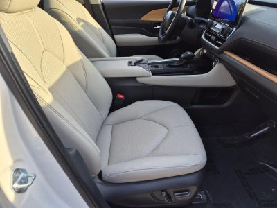 2025 Toyota Grand Highlander Limited AWD (Natl)