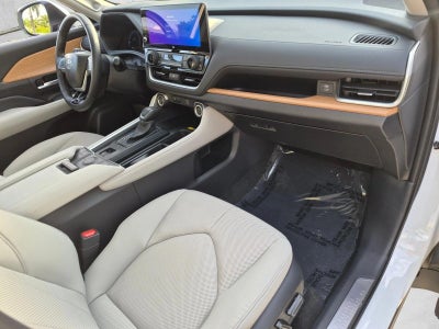 2025 Toyota Grand Highlander Limited AWD (Natl)