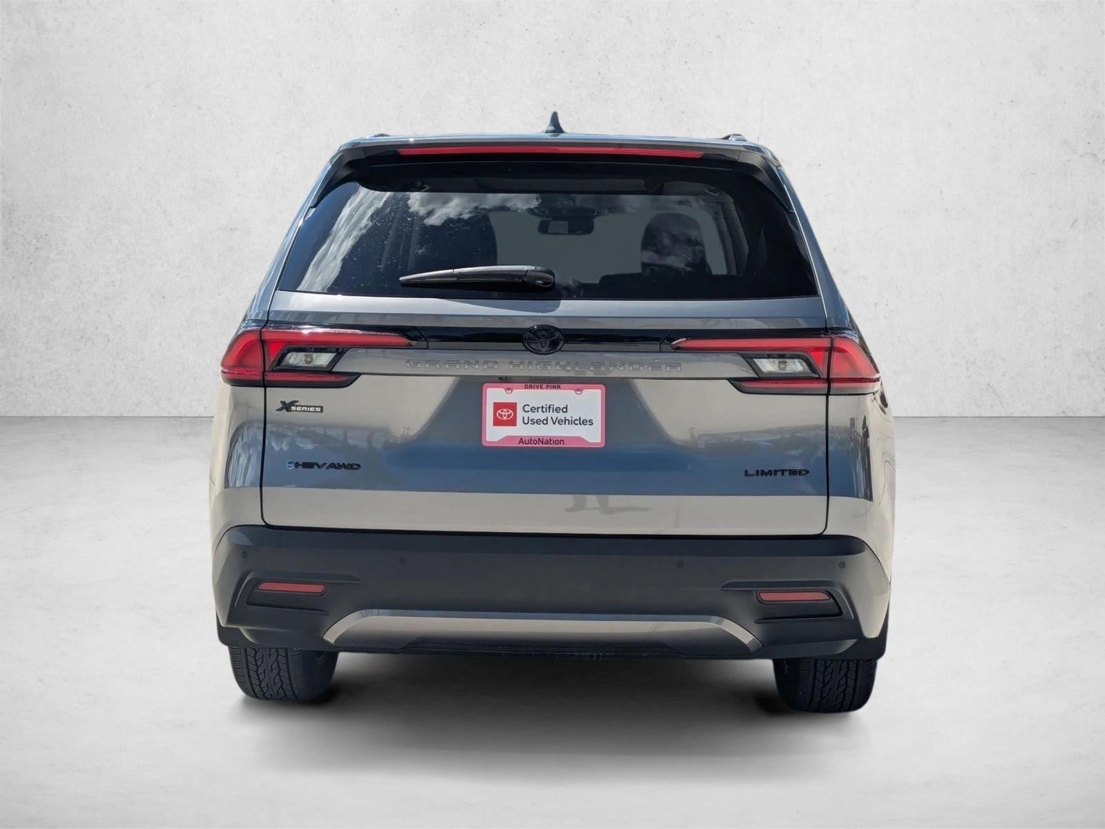 2025 Toyota Grand Highlander Hybrid Limited AWD (Natl)