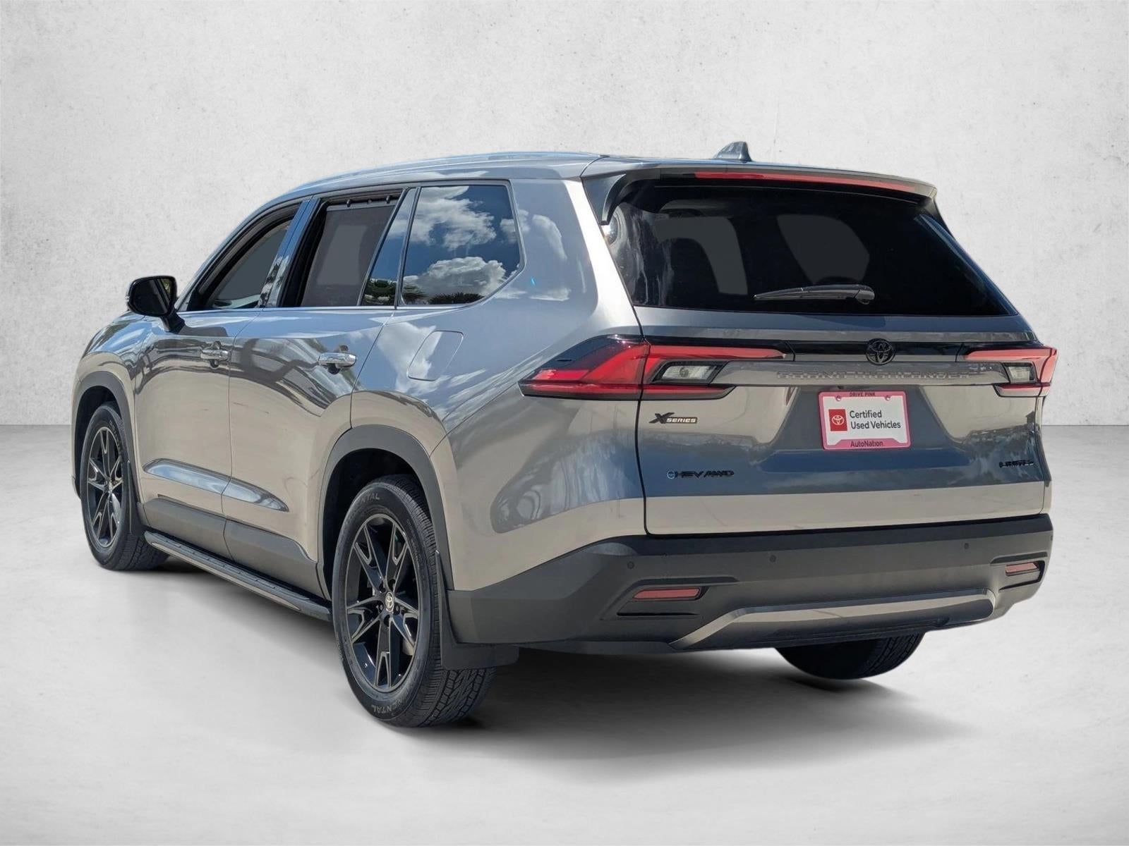 2025 Toyota Grand Highlander Hybrid Limited AWD (Natl)