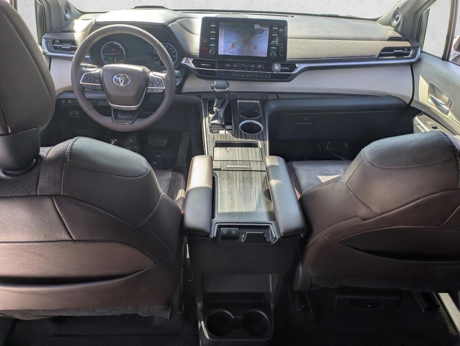 2022 Toyota Sienna Platinum AWD 7-Passenger (GS)