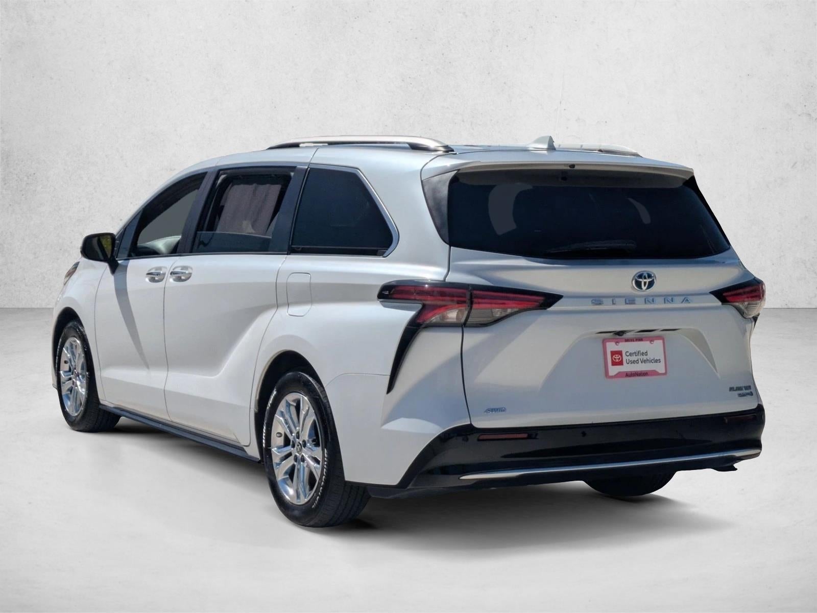 2022 Toyota Sienna Platinum AWD 7-Passenger (GS)