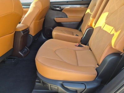 2021 Toyota Highlander Platinum AWD (Natl)