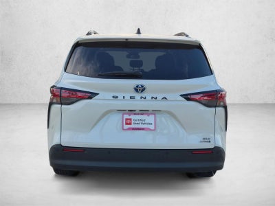 2021 Toyota Sienna XLE FWD 8-Passenger (Natl)