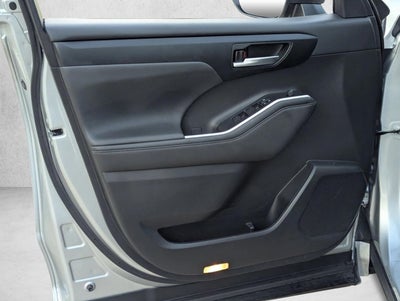 2023 Toyota Highlander Hybrid XLE FWD (Natl)