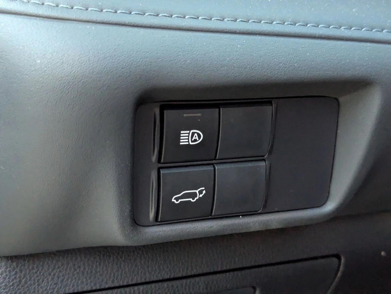 2023 Toyota Highlander Hybrid XLE FWD (Natl)