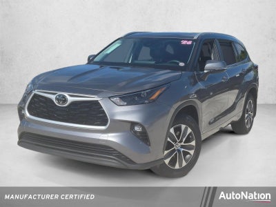 2026 Toyota Highlander Hybrid XLE AWD (Natl)