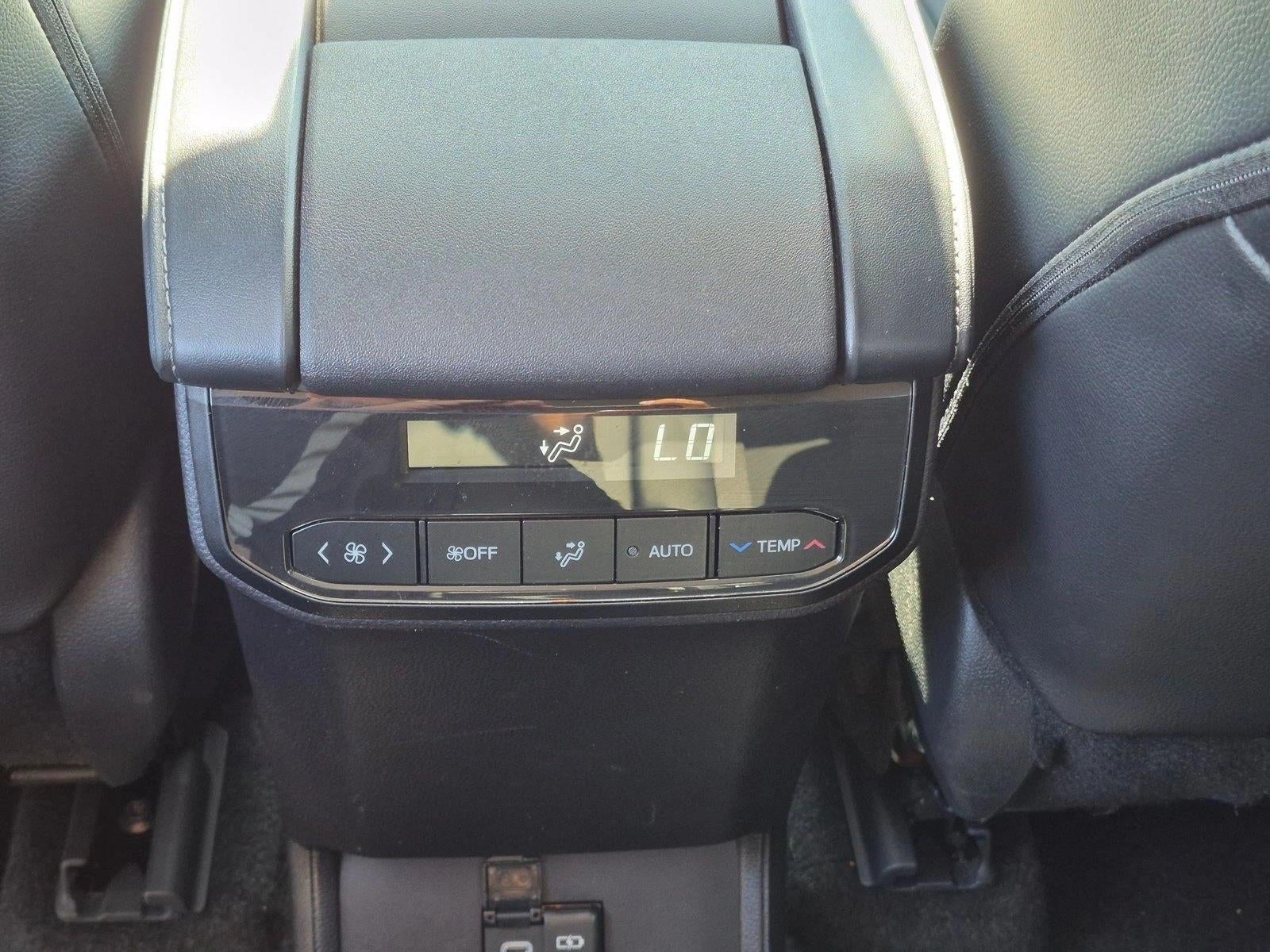 2026 Toyota Highlander Hybrid XLE AWD (Natl)