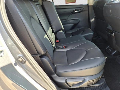 2026 Toyota Highlander Hybrid XLE AWD (Natl)