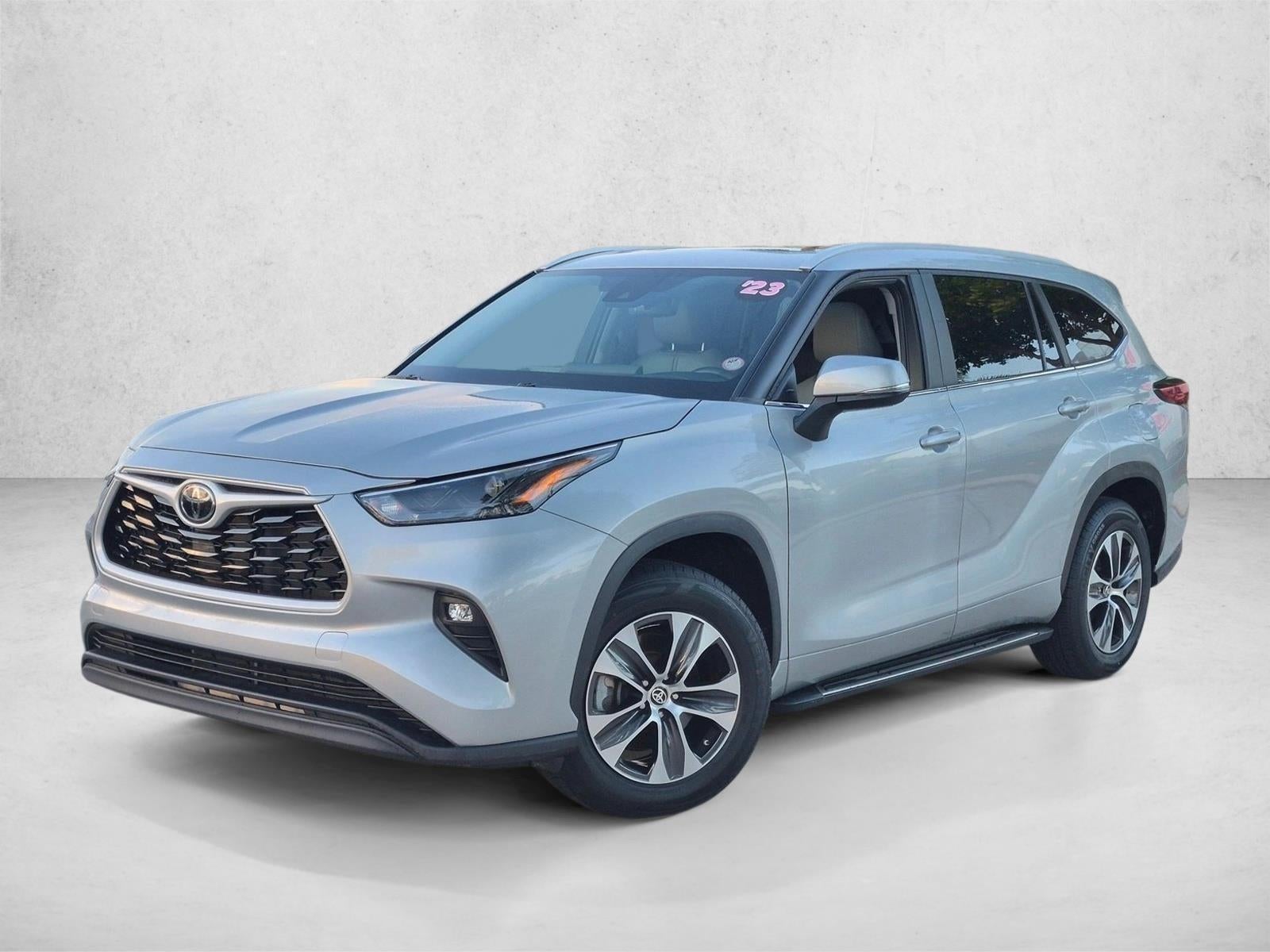 2023 Toyota Highlander XLE FWD (Natl)