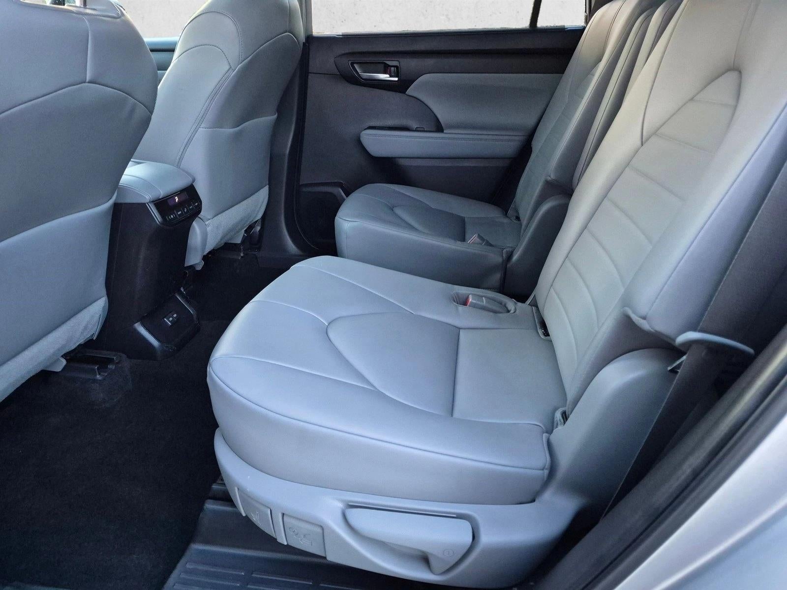 2023 Toyota Highlander XLE FWD (Natl)