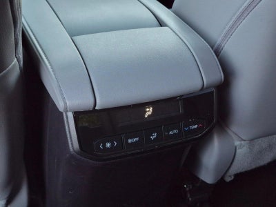 2023 Toyota Highlander XLE FWD (Natl)