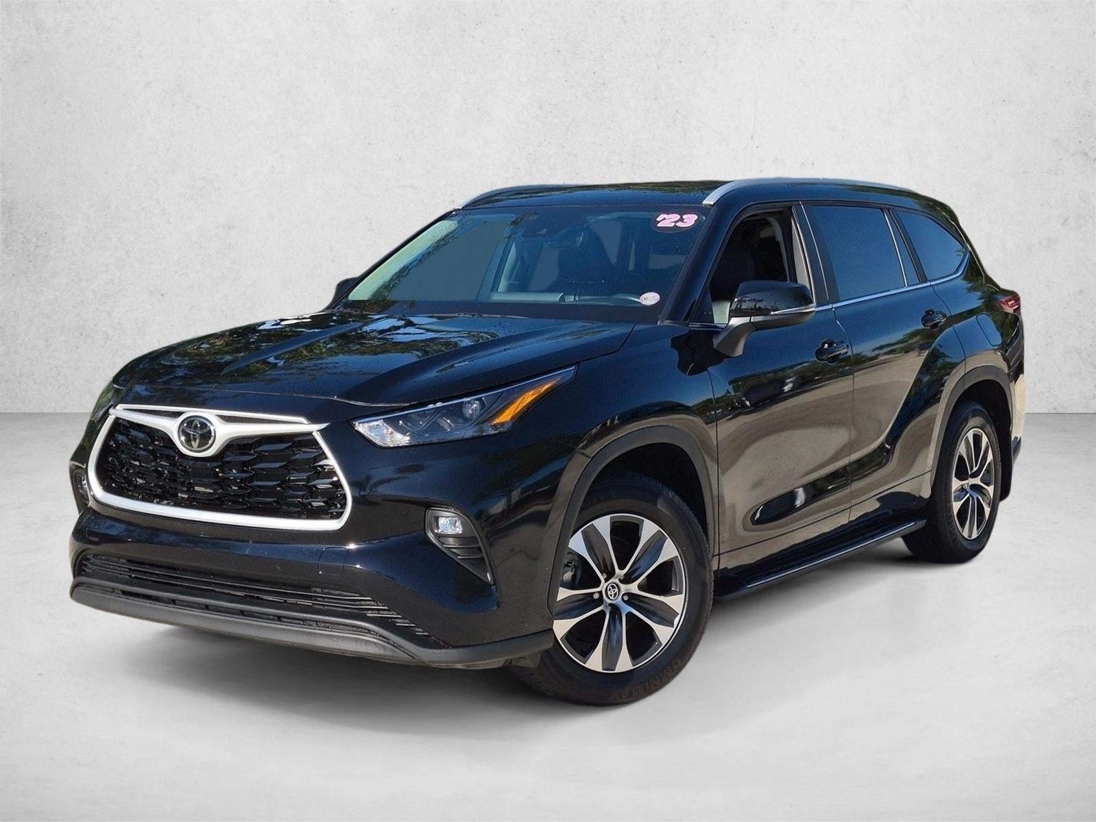 2023 Toyota Highlander XLE FWD (Natl)