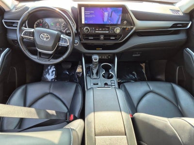 2023 Toyota Highlander XLE FWD (Natl)