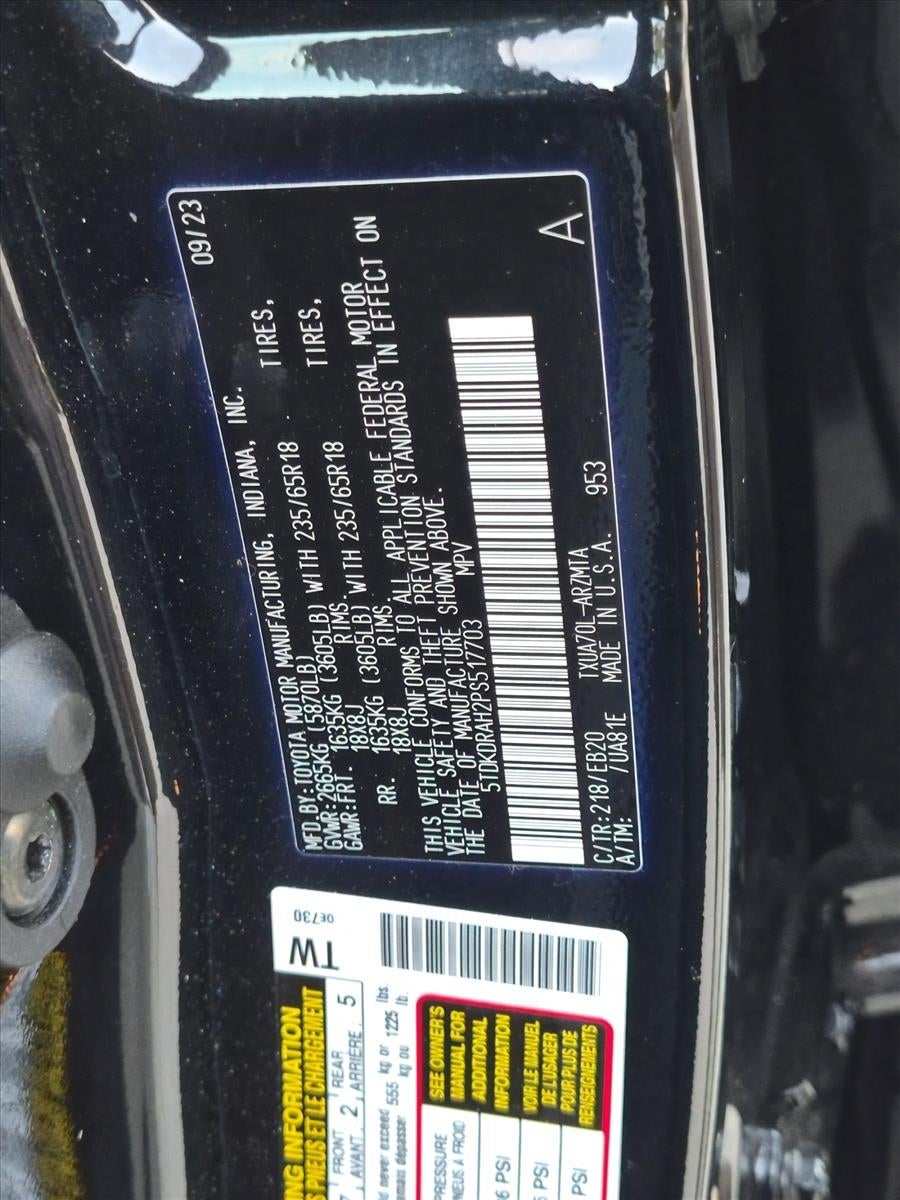 2023 Toyota Highlander XLE FWD (Natl)