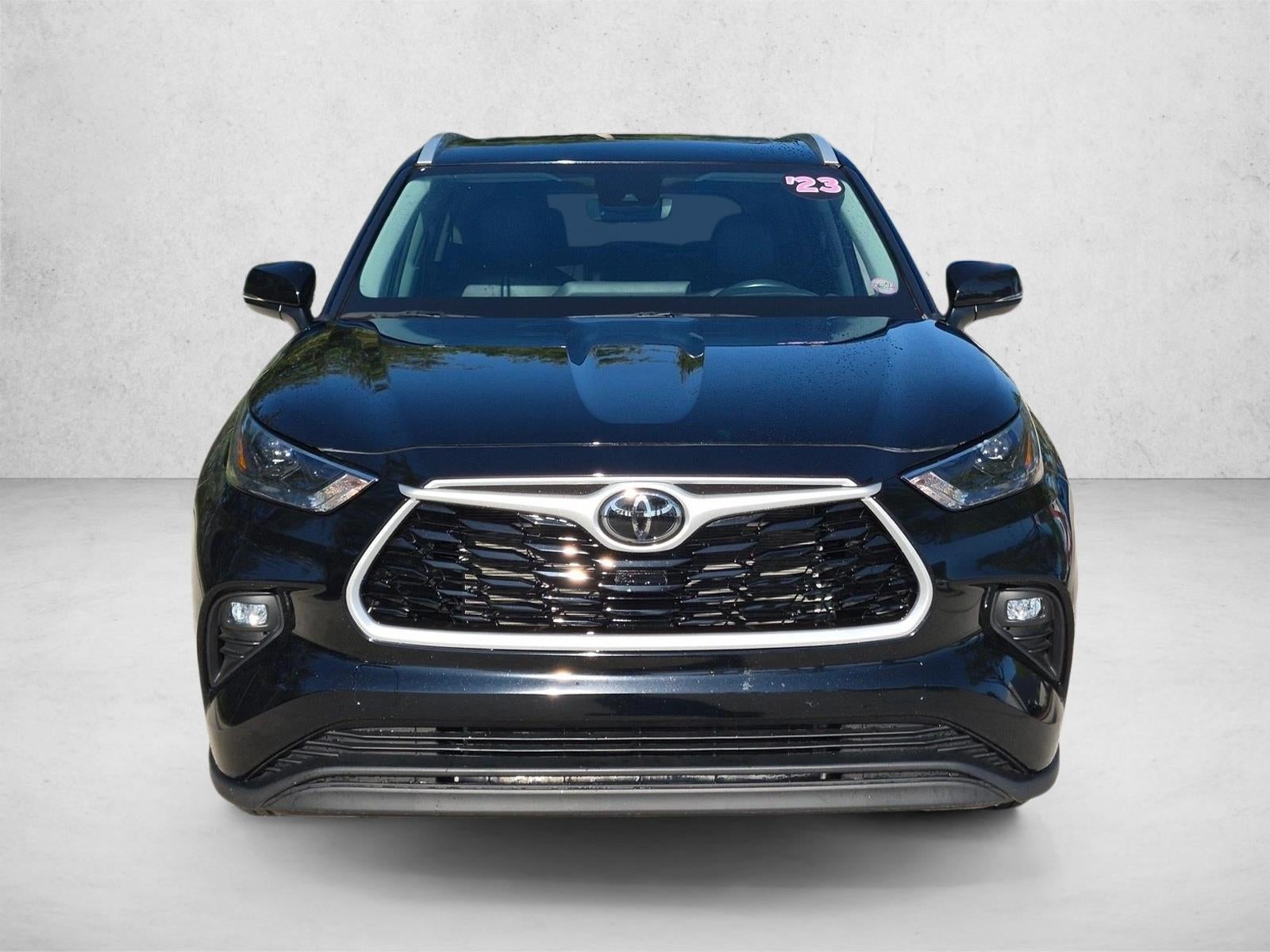 2023 Toyota Highlander XLE FWD (Natl)