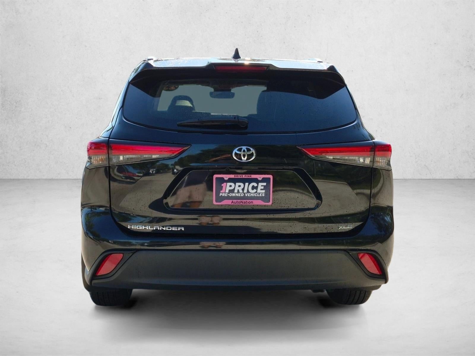 2023 Toyota Highlander XLE FWD (Natl)