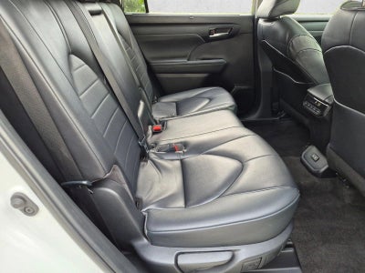 2023 Toyota Highlander XLE FWD (Natl)