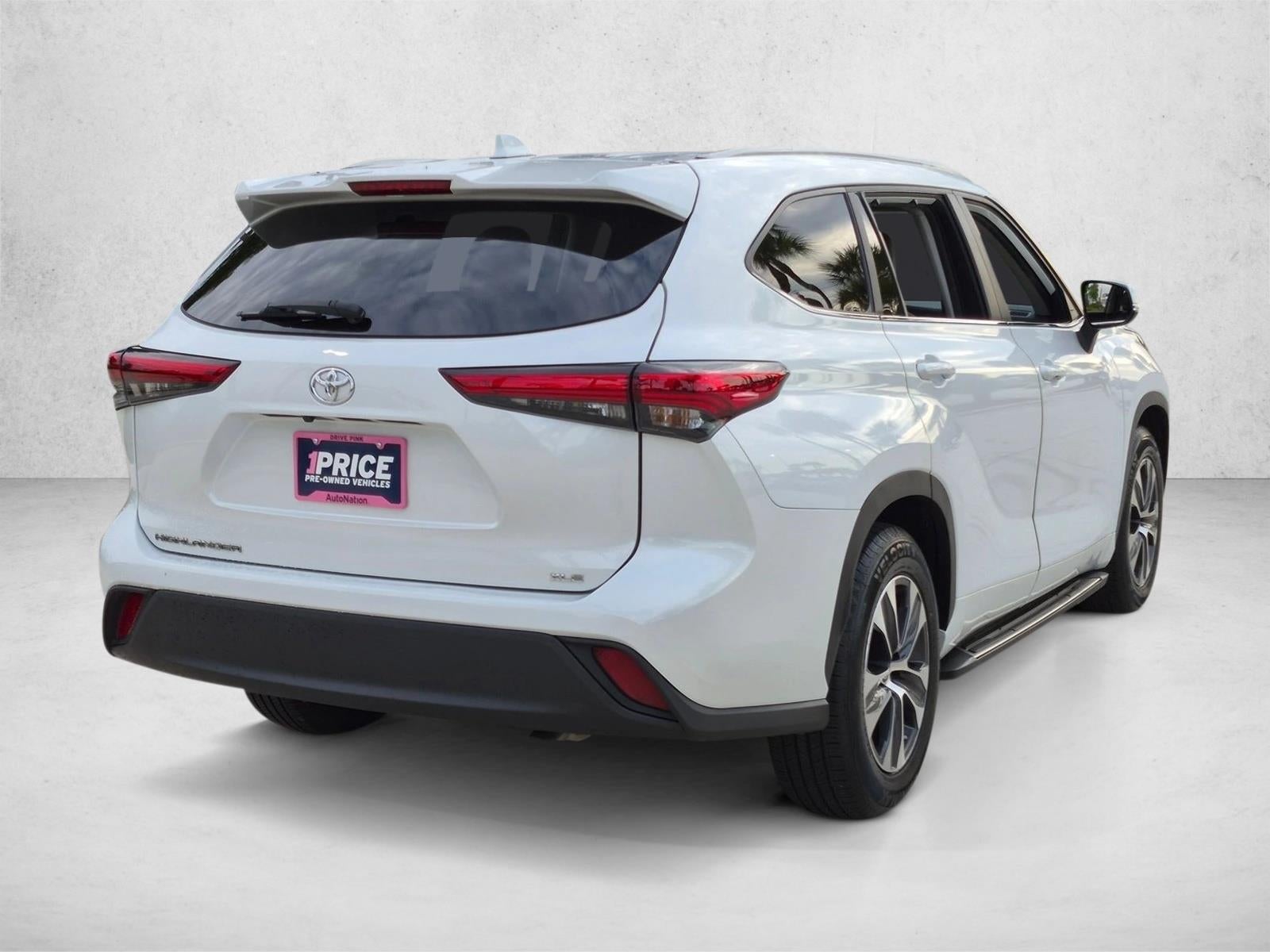 2023 Toyota Highlander XLE FWD (Natl)