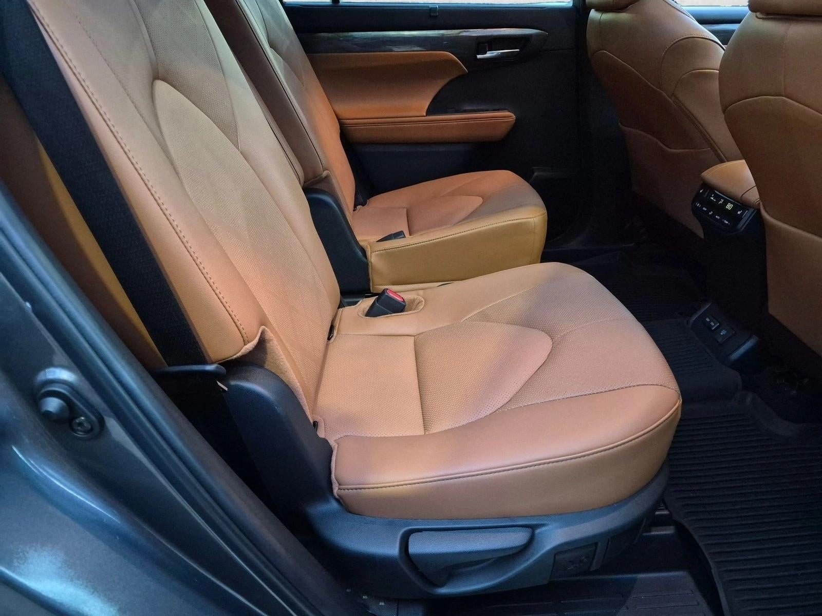 2024 Toyota Highlander Platinum FWD (Natl)