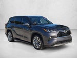 2024 Toyota Highlander Platinum FWD (Natl)