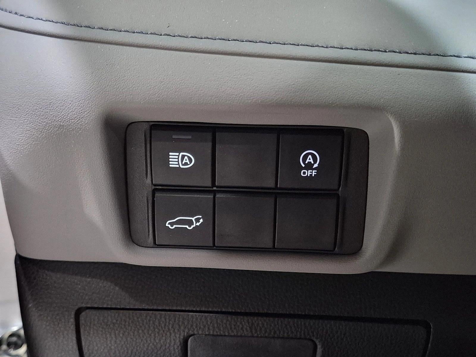2023 Toyota Highlander XLE FWD (Natl)