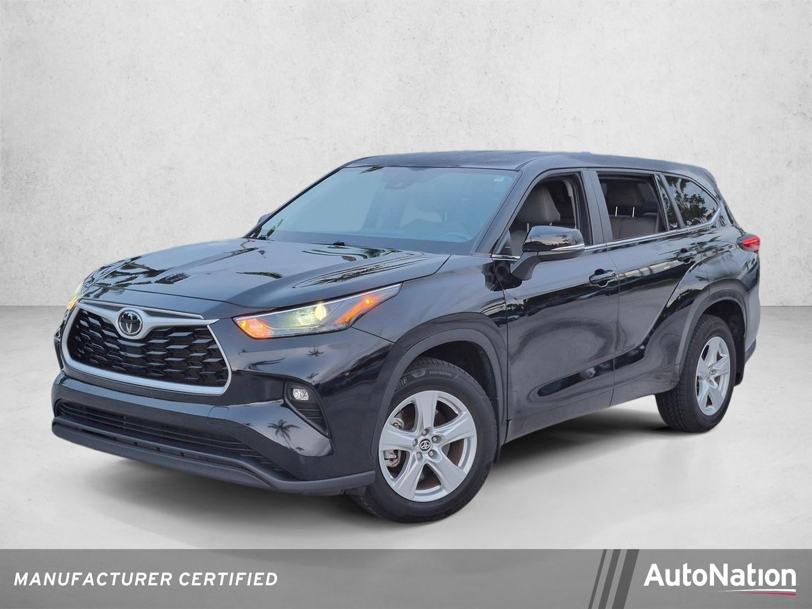 2024 Toyota Highlander LE FWD (Natl)