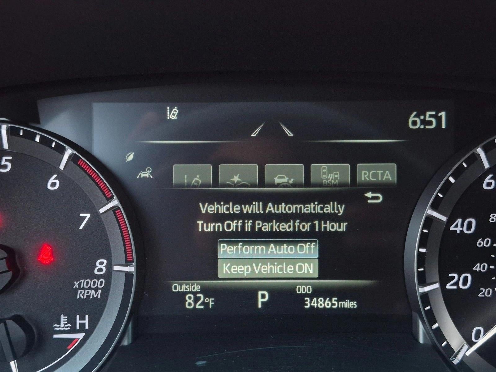 2024 Toyota Highlander LE FWD (Natl)